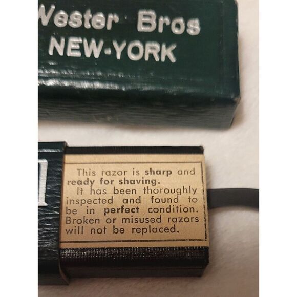 VERY RARE Red Imp Straight Razor 133 Made By Case Manganese Steel Germany Box - Picture 11 of 12